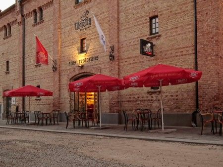 restaurant Alus restorāns Merlin