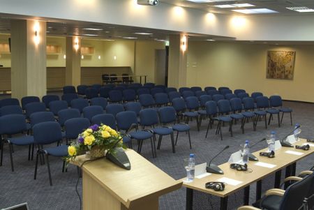 viešbutis Karolina Hotel and conference centre