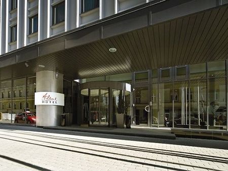 Albert Hotel