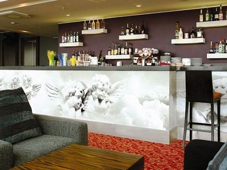 Albert Hotel