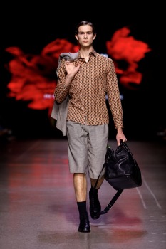 Rīgas modes nedēļa piedāvā iepazīties ar kolekciju STOCKMANN x LATVIAN DESIGNERS no Latvijas. Foto: Mark Litvyakov 26