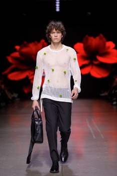 Rīgas modes nedēļa piedāvā iepazīties ar kolekciju STOCKMANN x LATVIAN DESIGNERS no Latvijas. Foto: Mark Litvyakov 3