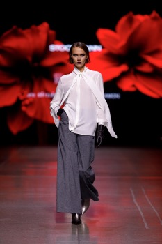 Rīgas modes nedēļa piedāvā iepazīties ar kolekciju STOCKMANN x LATVIAN DESIGNERS no Latvijas. Foto: Mark Litvyakov 37