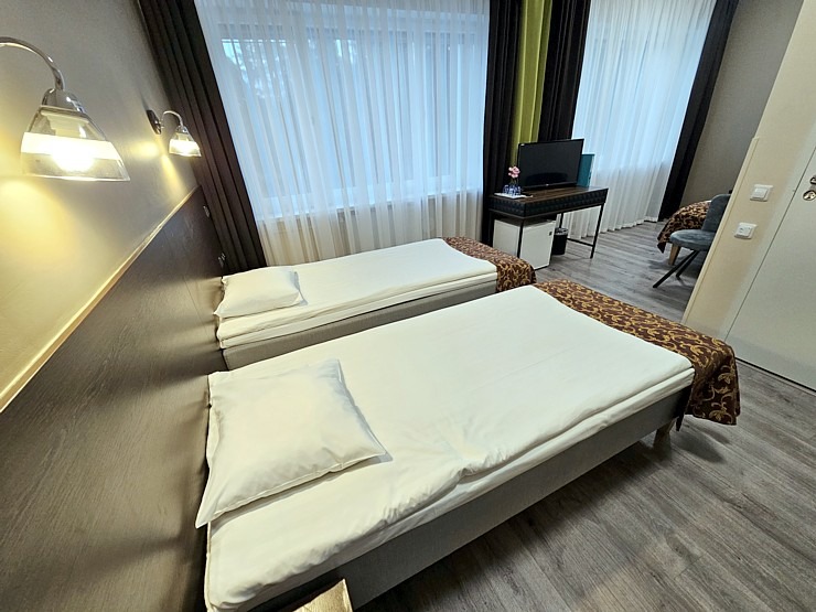 Iepazīstam un vakariņojam Narvas viesnīcā «Narva-Jõesuu SPA & Sanatoorium». Sadarbībā ar «Active Travel» un Idaviru 379192