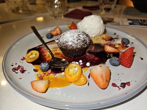 Iepazīstam un vakariņojam Narvas viesnīcā «Narva-Jõesuu SPA & Sanatoorium». Sadarbībā ar «Active Travel» un Idaviru 28