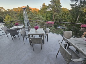 Iepazīstam un vakariņojam Narvas viesnīcā «Narva-Jõesuu SPA & Sanatoorium». Sadarbībā ar «Active Travel» un Idaviru 8