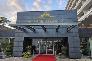 Enjoying the hospitality of the Italian restaurant «Il Sole» at the «Baltic Beach Hotel» in Jurmala