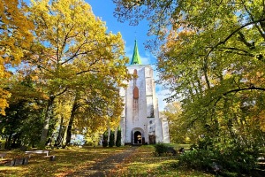 Visiting Zlēkas Lutheran Church (c. 1645), Ventspils Region