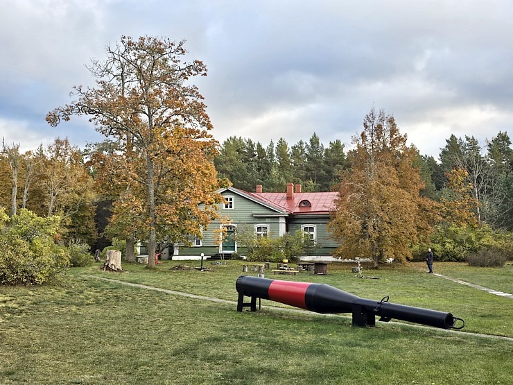 Apmeklējam 1844.gada būvēto Ovišu bāku Ventspils novadā 379700