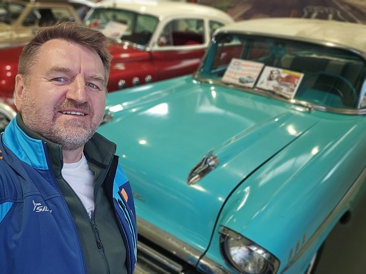 Apmeklējam Milzkalnes «Classic Car & Motorcycle Garage» muzeju Tukuma novadā 379796