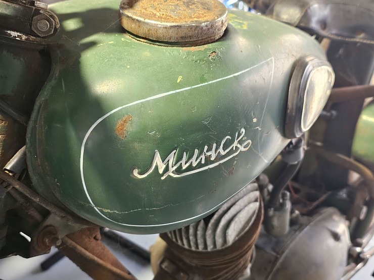 Apmeklējam Milzkalnes «Classic Car & Motorcycle Garage» muzeju Tukuma novadā 379809