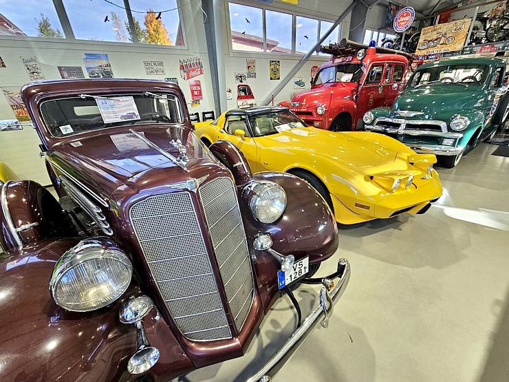 Apmeklējam Milzkalnes «Classic Car & Motorcycle Garage» muzeju Tukuma novadā 379788