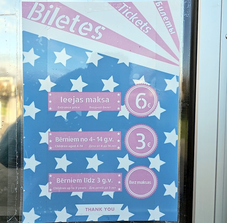 Apmeklējam Milzkalnes «Classic Car & Motorcycle Garage» muzeju Tukuma novadā 379833