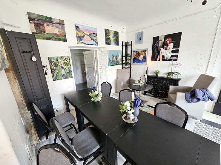 Izbaudām Kandavas Vīna nama viesmīlību Tukuma novadā 379878