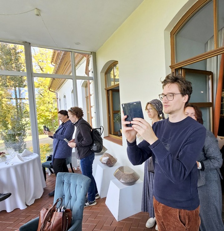 Izbaudām Tukuma novada Kalnmuižas pils restorāna pusdienu piedāvājumu 379914