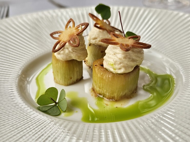 Izbaudām Tukuma novada Kalnmuižas pils restorāna pusdienu piedāvājumu 379919