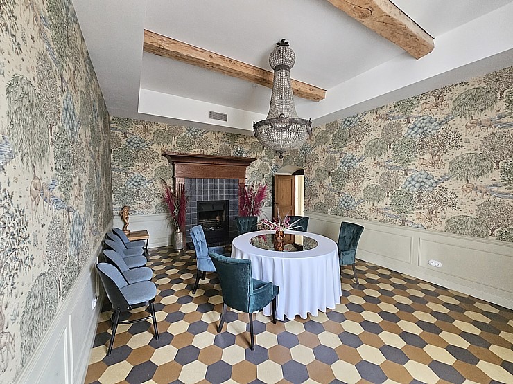 Izbaudām Tukuma novada Kalnmuižas pils restorāna pusdienu piedāvājumu 379933