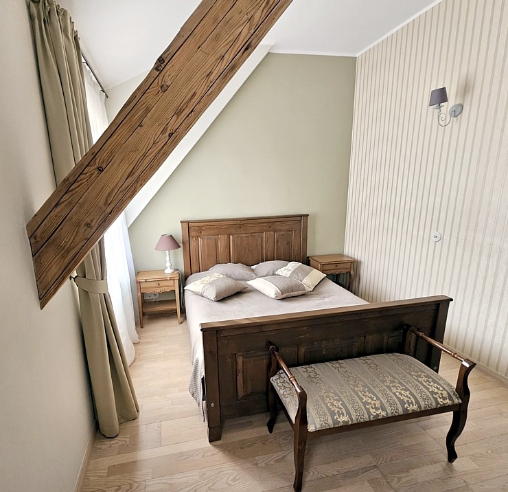 Iepazīstam Tukuma novada Kalnmuižas pils viesnīcas piedāvājumu 379979