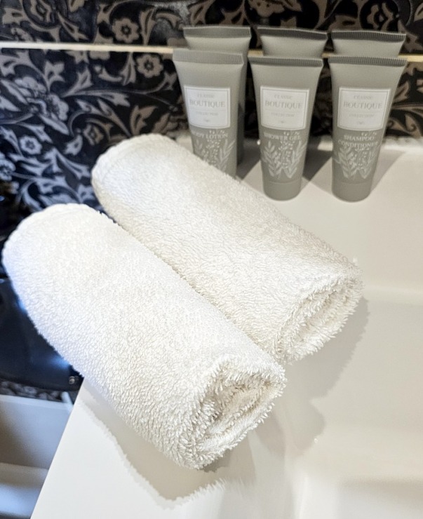 Iepazīstam Tukuma novada Kalnmuižas pils viesnīcas piedāvājumu 379984