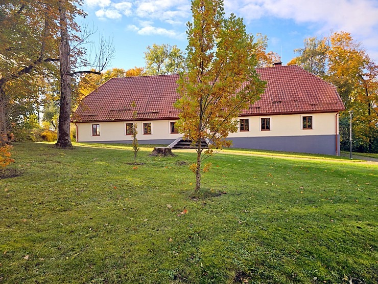 Iepazīstam Tukuma novada Kalnmuižas pils viesnīcas piedāvājumu 379962