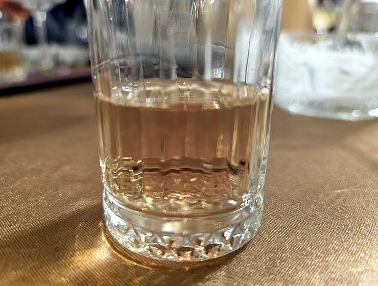 Iepazīstam Kuldīgas Kuldes muižas apartamentus un izbaudām vakariņu pasākumu 380003