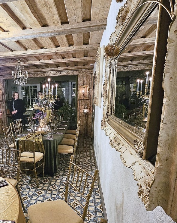 Iepazīstam Kuldīgas Kuldes muižas apartamentus un izbaudām vakariņu pasākumu 379990