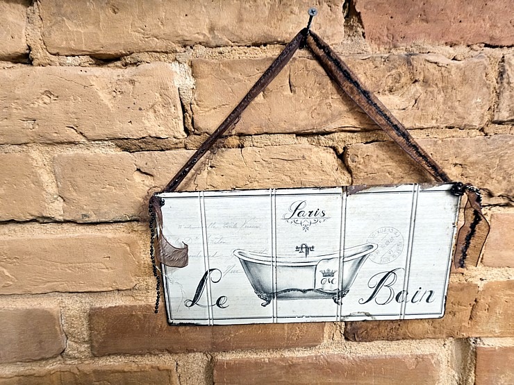 Iepazīstam Kuldīgas Kuldes muižas apartamentus un izbaudām vakariņu pasākumu 380014