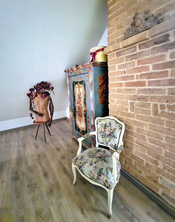 Iepazīstam Kuldīgas Kuldes muižas apartamentus un izbaudām vakariņu pasākumu 380017