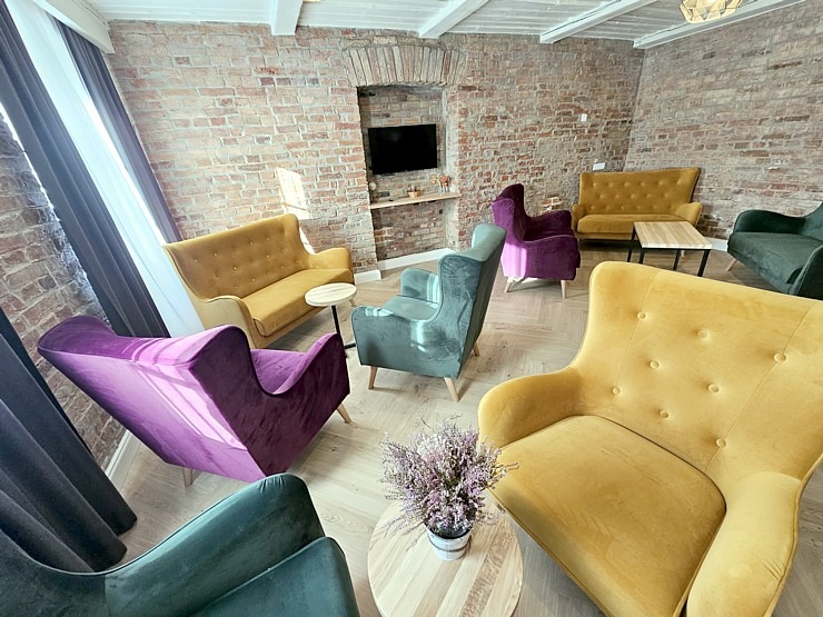 Apmeklējam Vārves muižas kompleksu Ventas krastā Ventspils novadā 380057