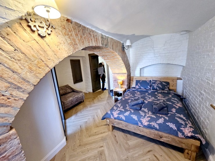 Apmeklējam Vārves muižas kompleksu Ventas krastā Ventspils novadā 380059