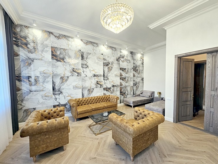 Apmeklējam Vārves muižas kompleksu Ventas krastā Ventspils novadā 380065