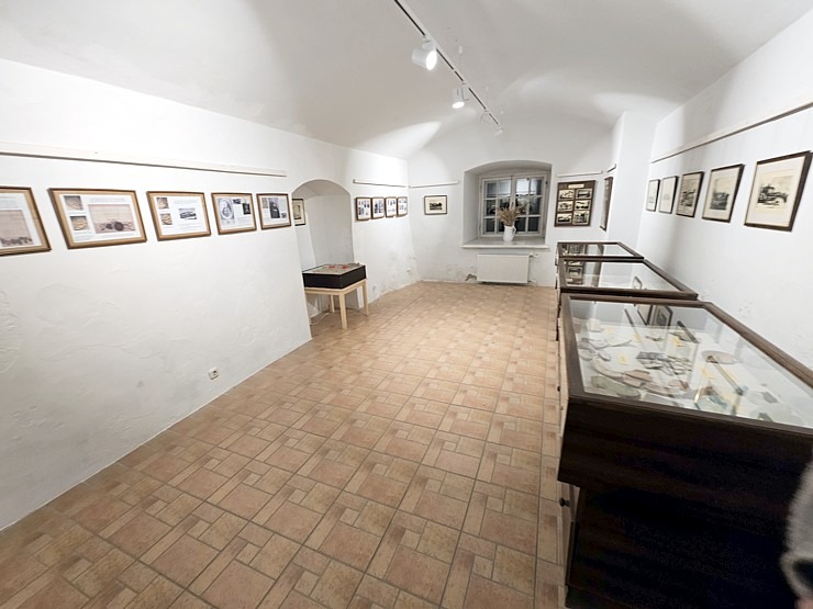 Iepazīstam Dundagas pili Talsu novadā, kas piedāvā naktsmītni, TIC, izstādes un konferenču telpas 380124