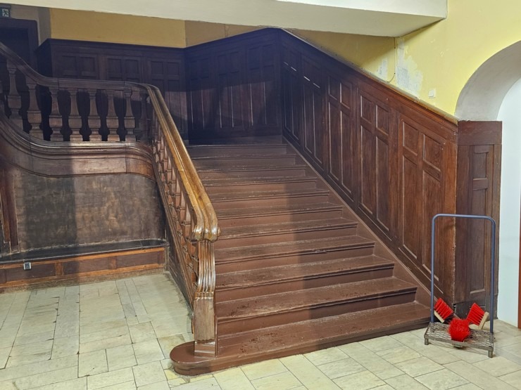 Iepazīstam Dundagas pili Talsu novadā, kas piedāvā naktsmītni, TIC, izstādes un konferenču telpas 380138