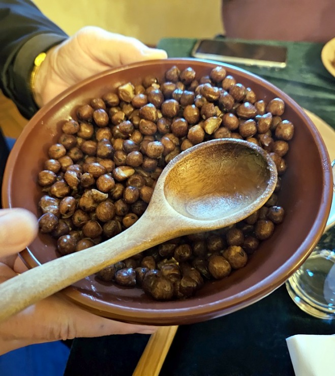 Izbaudām Jaunpils pils kroga pusdienu piedāvājumu Tukuma novadā 380162