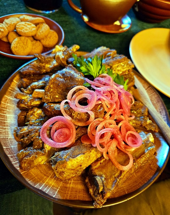 Izbaudām Jaunpils pils kroga pusdienu piedāvājumu Tukuma novadā 380164