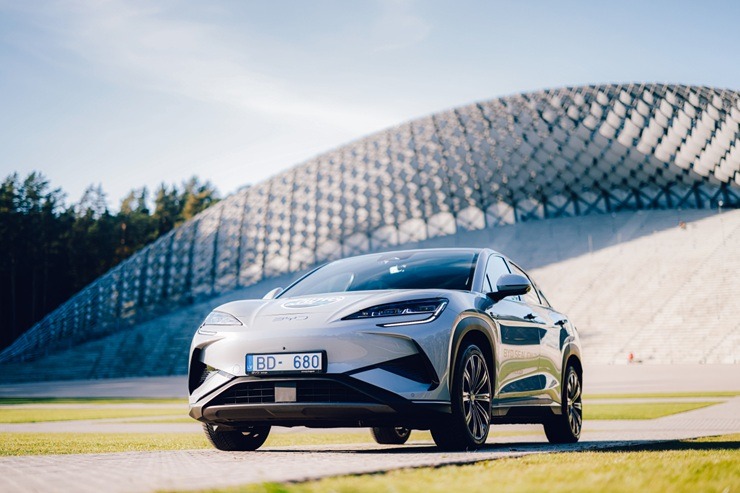 «Latvijas e-auto 2025/26» par uzvarētājiem kļūst «Audi A6 e-tron», «BYD Sealion 7» un «Renault R5 E-Tech Electric» 380547