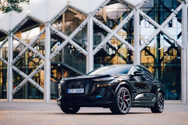 «Latvijas e-auto 2025/26» par uzvarētājiem kļūst «Audi A6 e-tron», «BYD Sealion 7» un «Renault R5 E-Tech Electric» 380548