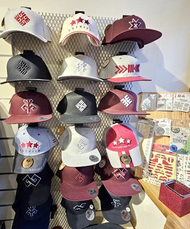 Apmeklējam Kuldīgas suvenīru bodi «KUULD» 380594