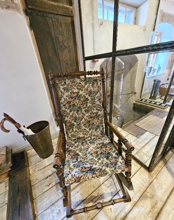 lIepazīstam Kuldīgas dizaina viesnīcas « Sīmanis » piedāvājumu 380613