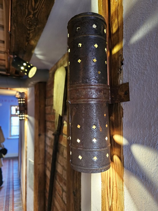 lIepazīstam Kuldīgas dizaina viesnīcas « Sīmanis » piedāvājumu 380631