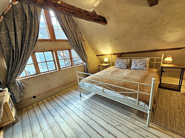 lIepazīstam Kuldīgas dizaina viesnīcas « Sīmanis » piedāvājumu 380633