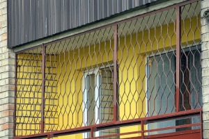 In partnership with SIXT Latvia and the Lexus RZ 500e (from €850 per month), we explore the gridded windows of Ķengarags - Photos