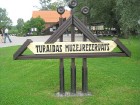 Turaidas muzejrezervāts aptver 41 ha plašu teritoriju un tajā atrodas 38 vēsturiskas ēkas un būves 1