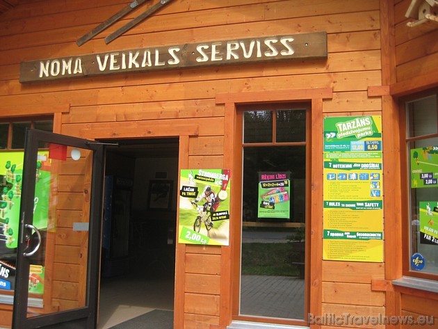 Piedzīvojumu parks piedāvā nomu (ziemā/vasarā), ir neliels veikals un serviss 34325