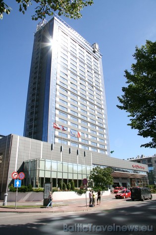 4-15.vieta - Četru zvaigžņu viesnīcas Reval Hotel Latvija terase 36257
