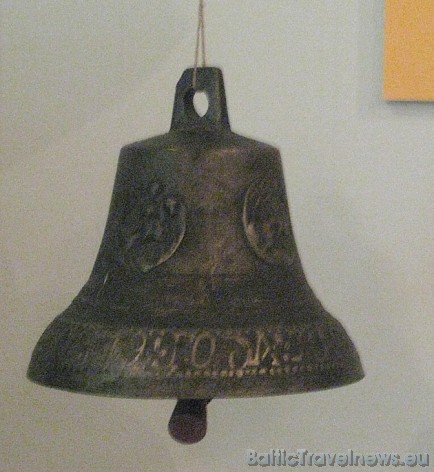 Šis kādreizējais zirgu ilkss zvans, kas izgatavots 1879.gadā tika izmantots arī kā skolas zvans 36552