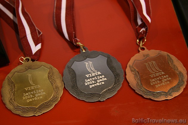 Latvijas Pavāru klubs (www.chef.lv) jau piekto reizi noteica titula Latvijas 2009.gada pavārs īpašniekus 36783