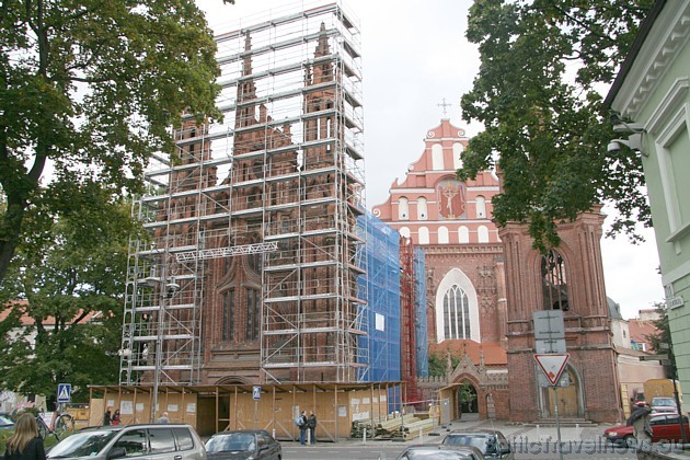 Svētās Annas baznīca ir viena no skaistākajām Viļņas ēkām, kas ir būvēta gotikas stilā 37120