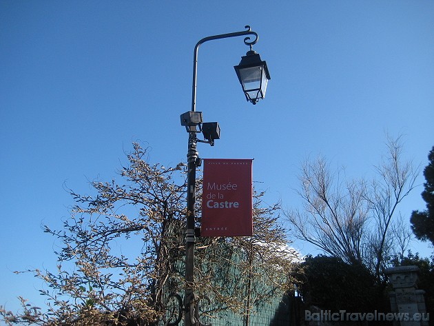 Kannās atrodas vairāki muzeji. Kannu tūrisma informācijas centrs iesaka apmeklēt šādus pilsētas muzejus - Musee de la Castre, Musee de la Mer un jau p 41923