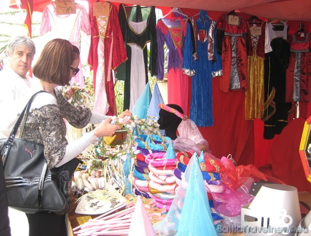 Senlaicīgu drēbju tirdziņš 42659